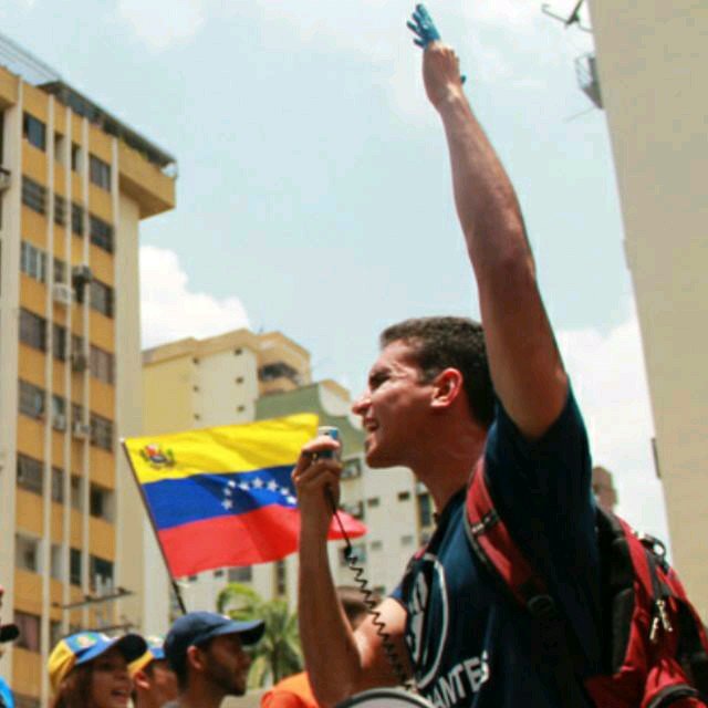 Hombre Libre y de buenas costumbres
Luchador incansable por la #libertad 
Creo en #Venezuela #LaMejorVenezuela #Maracay