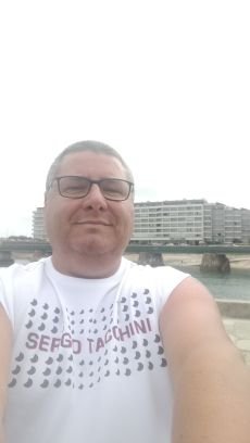 Debranche4's profile picture. 