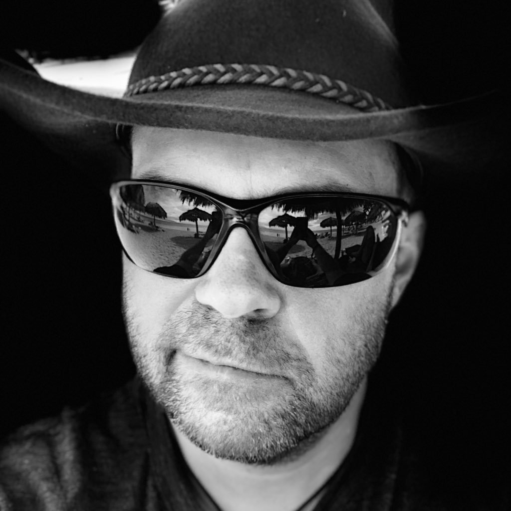 raimo's profile picture. (RT/Fav/Follow does not imply endorsement)