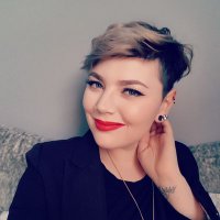 Chelsea Lambert (@chelsealambert) Twitter profile photo