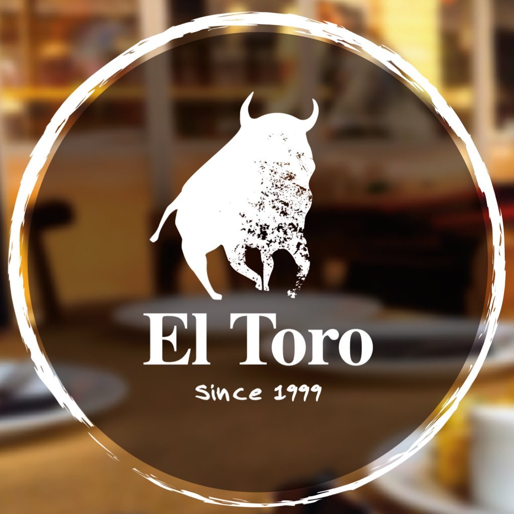 COCINAMOS CON AMOR!!Restorán Bar. Loreto #33 / reservas@eltoro.cl / 227615954 / Los mejores Pisco Sours de SCL! Cocina y barra hasta la 1.30am!Terraza. ❤️