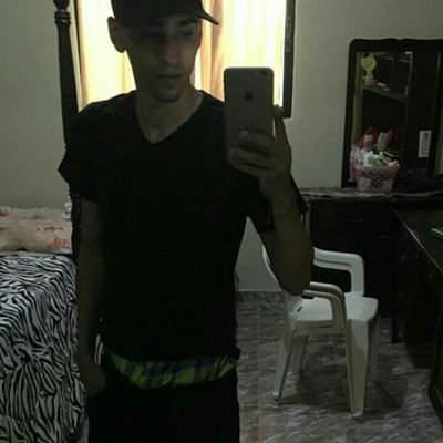 PedroMi30610952's profile picture. La ley de la vida ganar oh perder😇😎