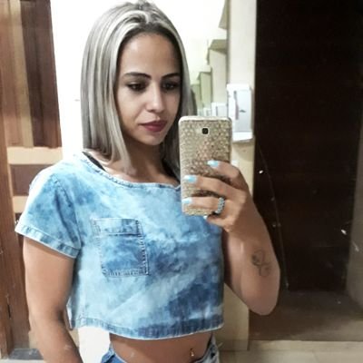 fer2553's profile picture. teu sol loiro me ilumina👑💛                                   snp:fer.nandiinha👱🌼🍃