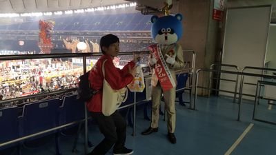 オエムシくん(@nuiguru_oukoku)の付き人。南アルプス市で、さくらんぼ・桃・スモモ・ぶどう・柿・洋梨・りんご・キウイ・オエムシくんを育ててます。SNSは勉強中です。