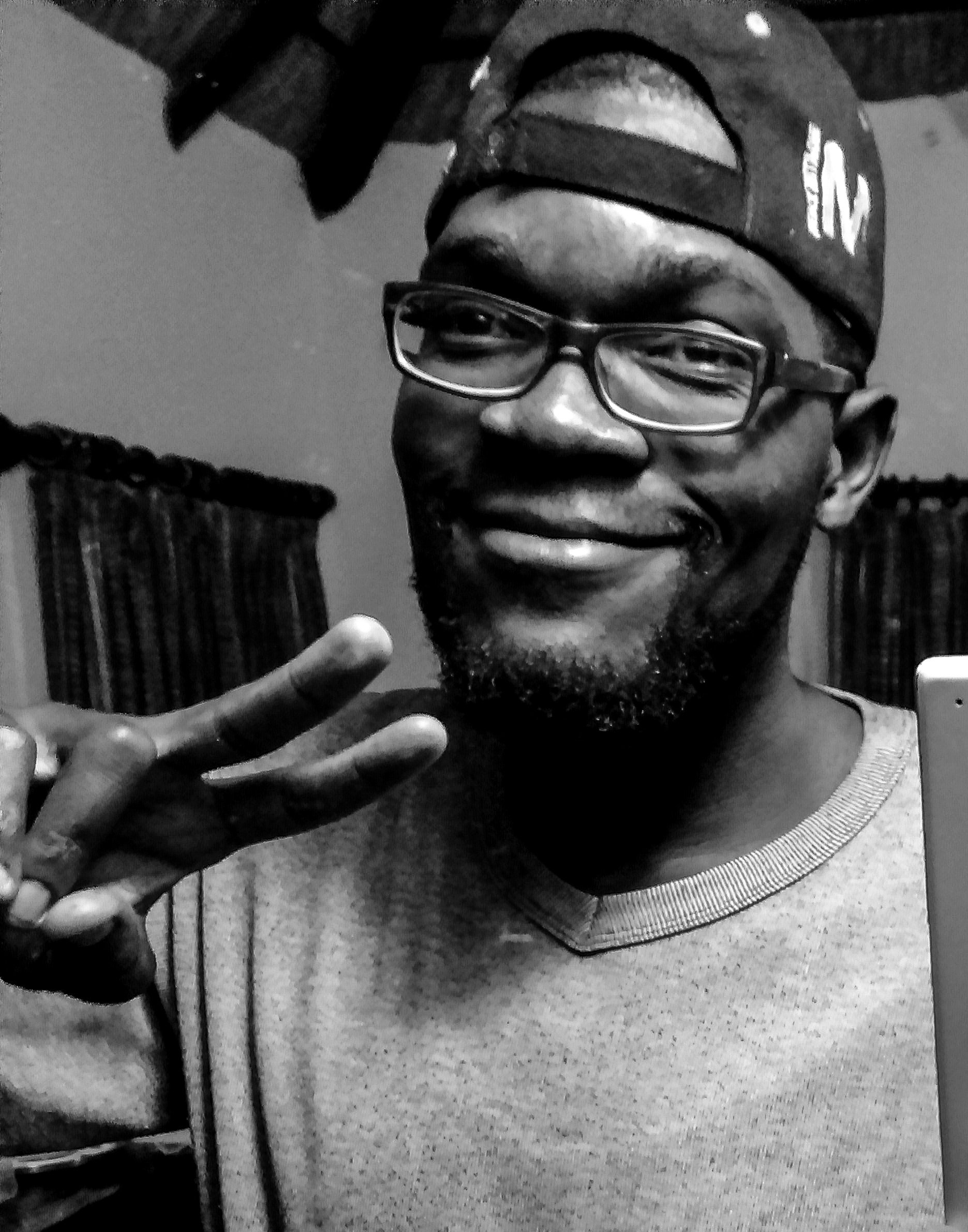 Jeuela's profile picture. Chill Whisperer 😎 || Gooner || #FreeZimbabwe