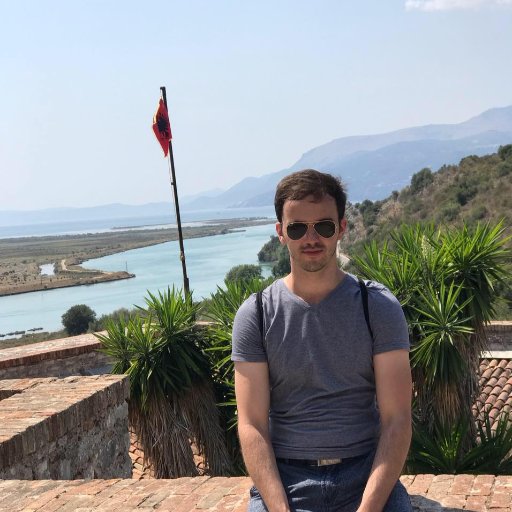 bartoszkrupa's profile picture. Cares about the software.