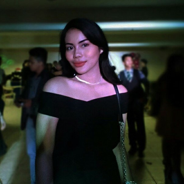 amyflores_80's profile picture. "Professional Web Developer | Love to hang out with friends | Husband of a beautiful woman."