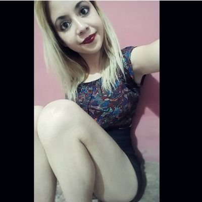 (Love that hurts a symbol of forgetting ❤)
•todos se pueden ir a la •shit• 🖕💋