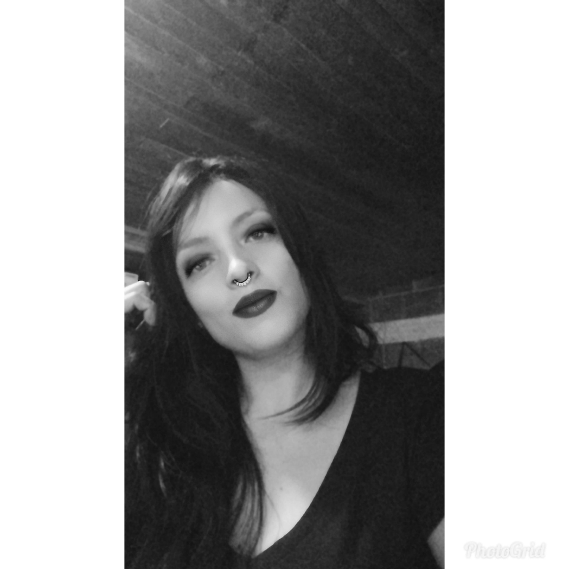 Que me falte todo menos la música
Snapchat: kellybadillo