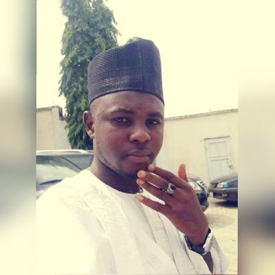 Built On Self Success! I love Allah♥ Prophet muhammad saw is my role model! #TeamArsenal Mercedes benz ✌️Ayna Computer Scientist- Instagram: Sarki kabir
