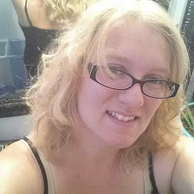 whatmatters405's profile picture. I'm a mom who's learning how to live the best life possible while focusing on what matters! Faimly, Health and Happiness!