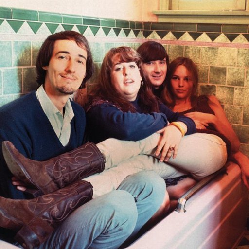 The official Twitter for California's psychedelic pop legends, The Mamas & The Papas. #MamasPapas