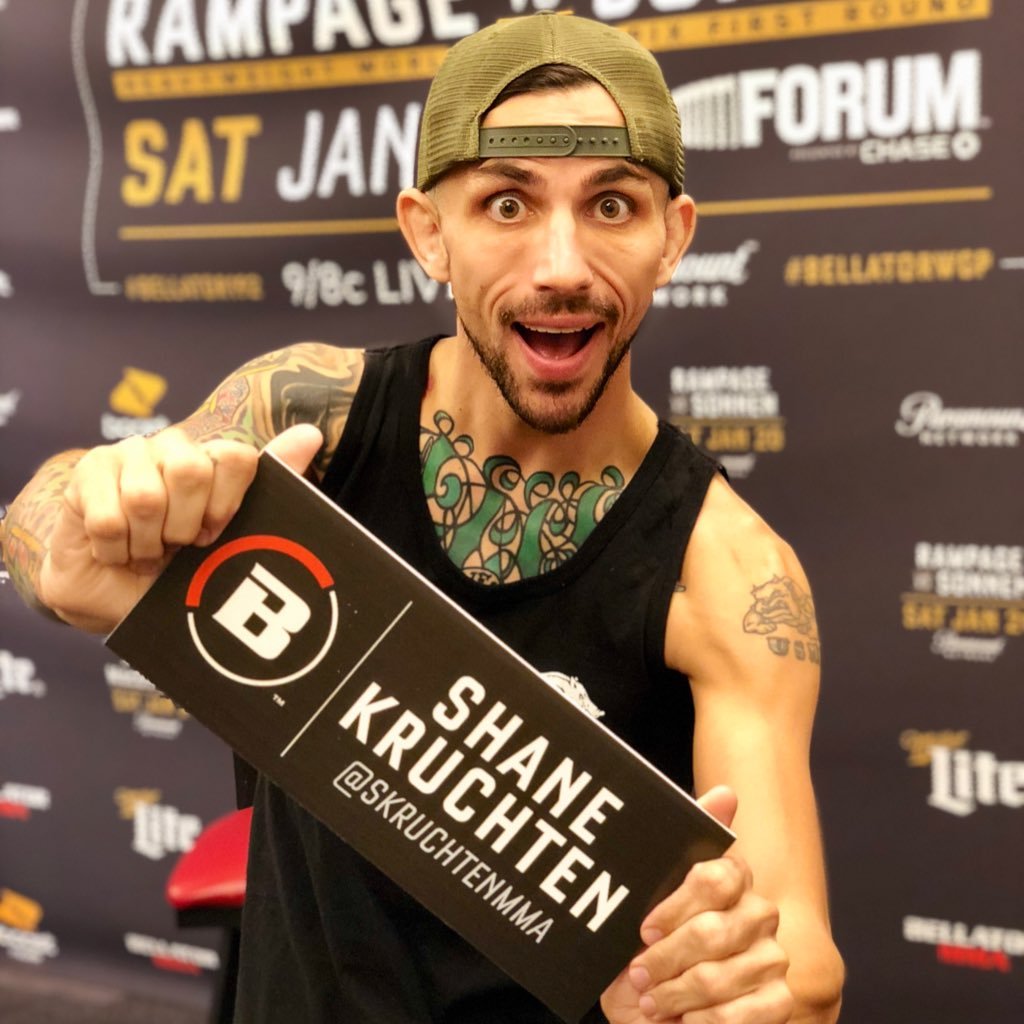 12/5 Lightweight-4-Bellator MMA👊🏻Alliance BJJ BlackBelt 🥋USMC Combat Vet,OIF1&2🇺🇸Purple Heart Recipient 💜Father to Balyn