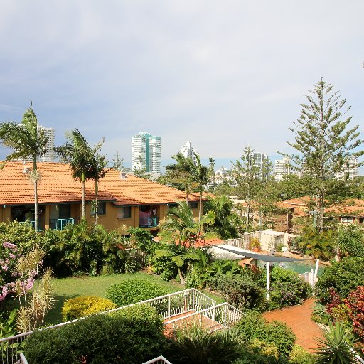 Oceanview Terrace is a boutique development of 24 apartments in Coolangatta, Queensland Australia. Residents can Tweet here with each other and the BC Committee