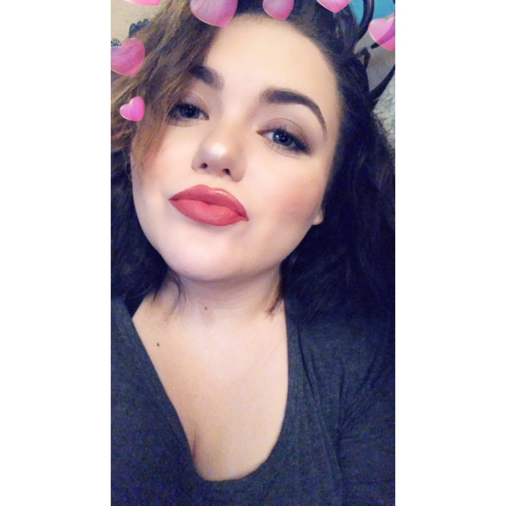 pxnkaf's profile picture. 17// cat and makeup enthusiast 🐱💄”stay happy not crappy, life’s a bitch don’t quit” 👻 https://t.co/m1qQGNDUsk