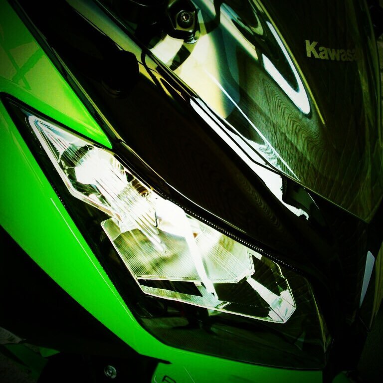 shirofe117's profile picture. バリオス→Ninja250→ZRX1200ダエグと乗りついでる超のんびり派のオッさんです。 あとジムニー(JB64)でもウロウロ中。
