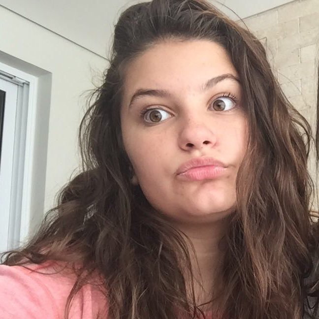 Vi4salvettiA's profile picture. Nois é grossa mas no fundo é um amor❤️