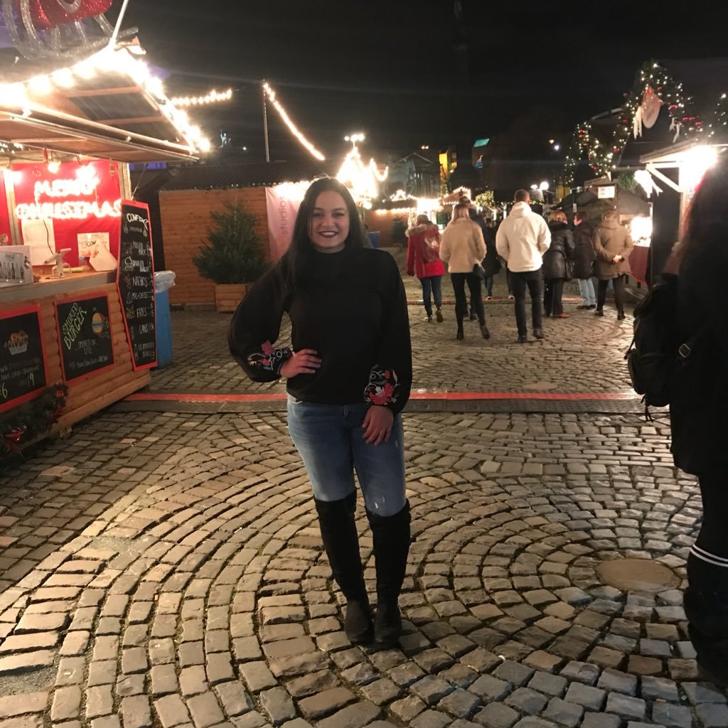 AlaaSelim_'s profile picture. ♊ ‏. لا تدري لعل الله يحدث بعد ذلك أمرآ ..