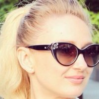 Anna Fox (@manifestcon) 's Twitter Profile