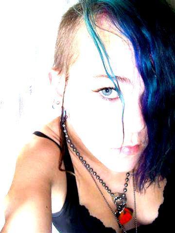 General pixie mayhem, jewellery and trash clothes maker. Likes music very very loud