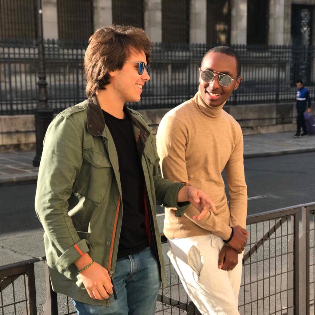 ErwanQuere's profile picture. human from earth.