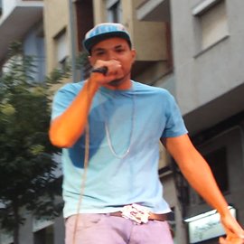 ghousebrown's profile picture. Cantante/Rapero y Productor de Hip-hop, luchador y amante del Freestyle y #Sportingdegijon y el #7, de origen Latino.hispano 🎤🎼