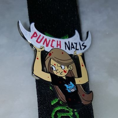 wensmartarse's profile picture. Just a normal workaholic in touch with his inner geek, been known to say something intelligent from time to time.