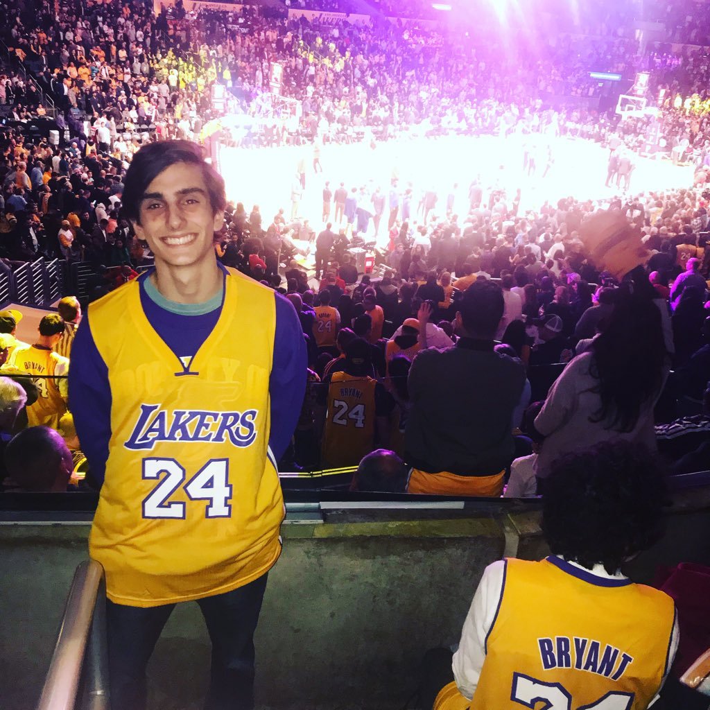 bignickiR_'s profile picture. Good enough is the enemy of great