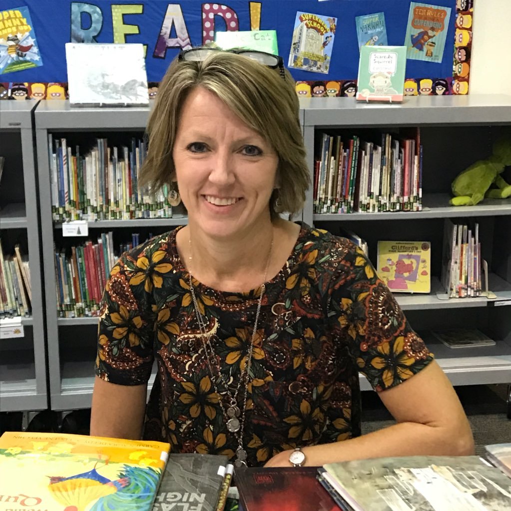 Elementary school librarian who loves to read and share books.