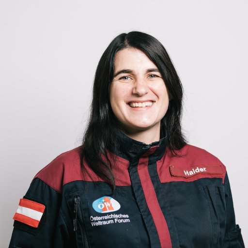 #spacetweep responsible for @oewf social media , ISU alumni (SSP09), space geek girl, originator of #simulateMars hashtag, #marstweetup organizer, #MeetESO 2019