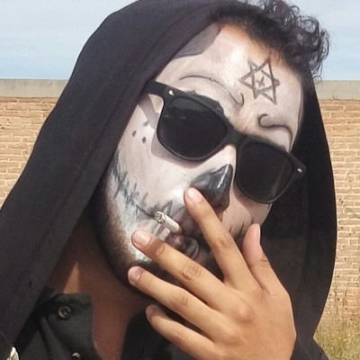 MandusRey's profile picture. Last Son of the Desert.
Cub of the Forest.
Instagram: mandoe.reyes