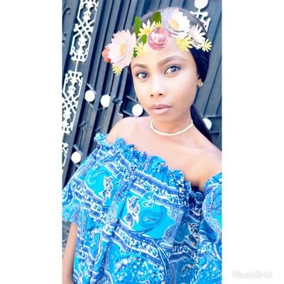 IG : @badgalmichie 
Microbiologist come Bio engineer 🙌
#God's baby 👼 
#sopranoist
#fashionista
💝💝💝💝💝

Love yourself and live every moment😘😘😘