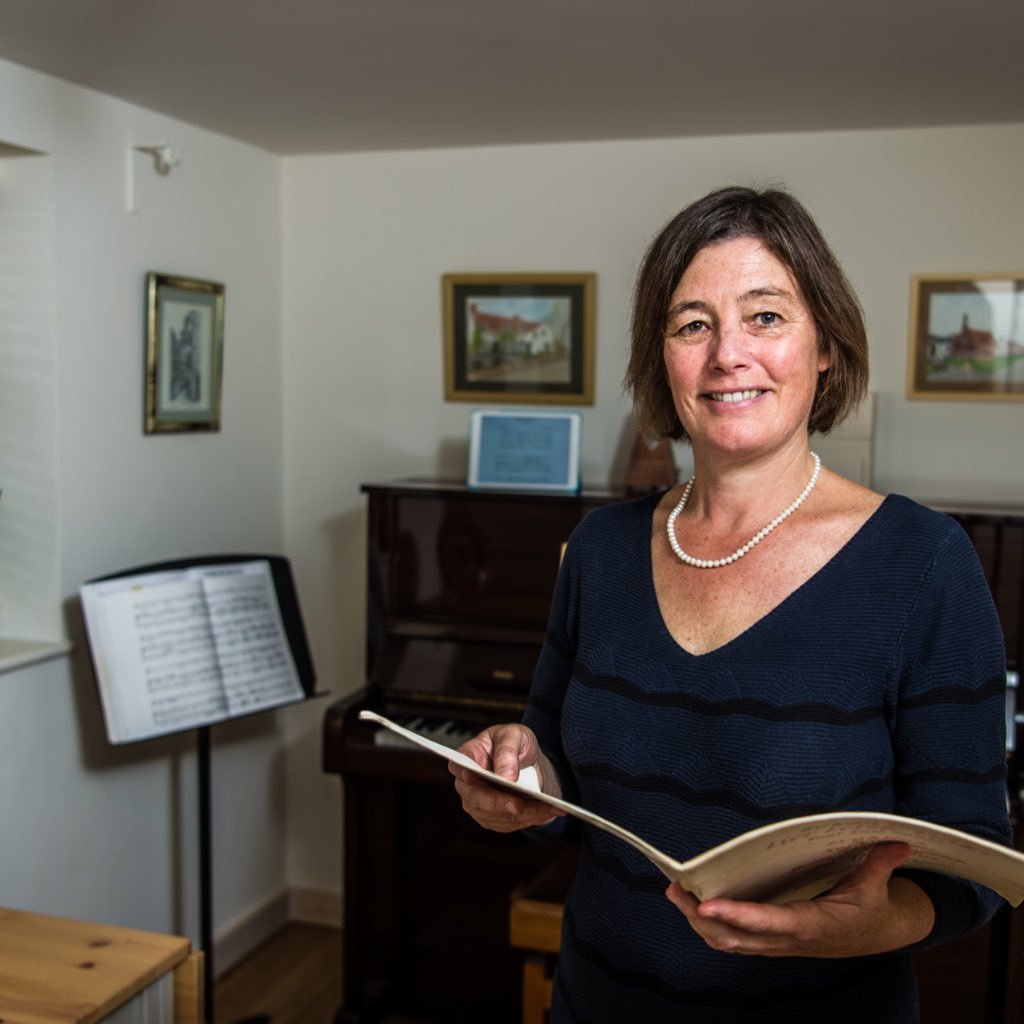 Life’s ambition to help people really sing. Obsessed with good singing #singinglessonsWiltshire. Lover of swimming, cooking, travel and spaniels.
