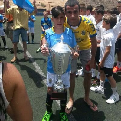 Me despierto con fútbol y sueño con el fútbol. UDLP.