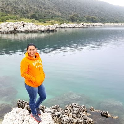 ortizviole's profile picture. Esto que ves SOY YO, ni más ni menos.Un pedazo de SER, un trozo de humanidad, un puñado de risas,una cuota de locura,un pedazo de dulzura.