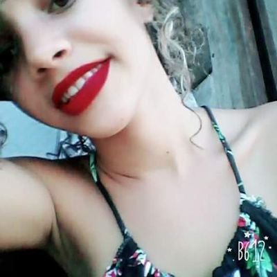 Seu sorriso contagia. Tem amor dentro do coração. ❤😘