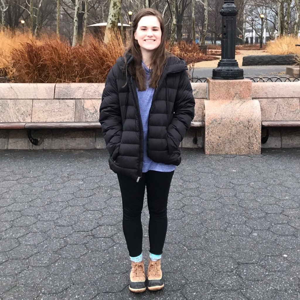 malloryeshelton's profile picture. 