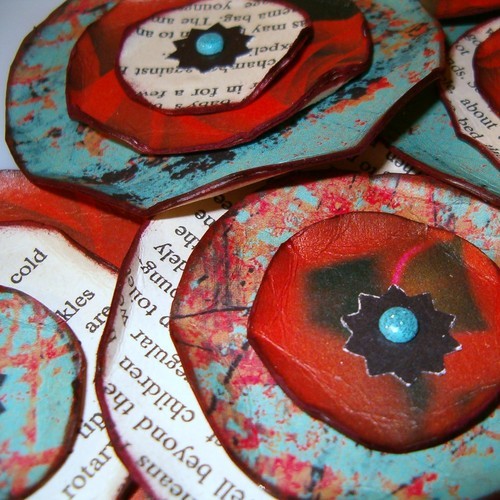 i am an artist that loves to upcycle!!