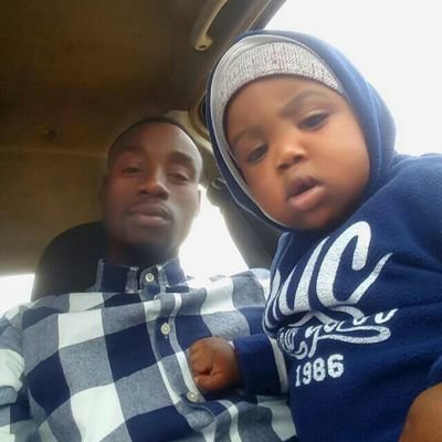 M a humble Guy n ngyazfela nge BhakaBhaka...umfan waso Lundi..