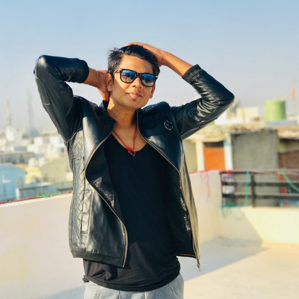 Mr_Pratik_K's profile picture. 