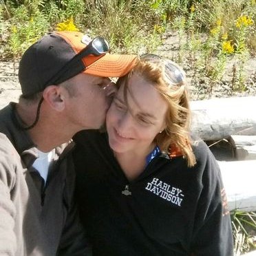Profile Picture of Carrie Louise McFarland (@CarrieLouiseMc2) on Twitter