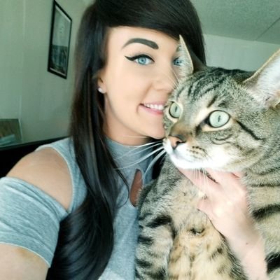 Shannonnn_Marie's profile picture. Live and learn