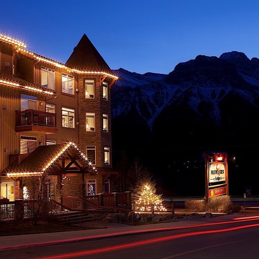 Our lodge’s fresh new look features new luxury beds and bedding, artwork, and furnishings. Committed to being more environmentally friendly,