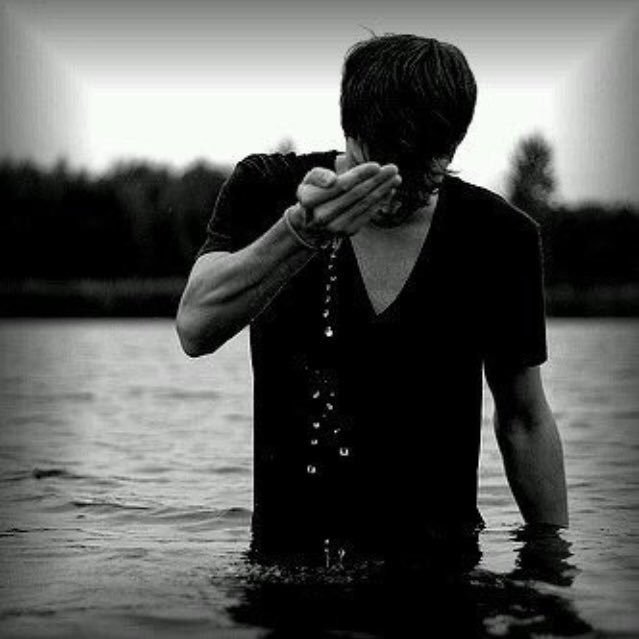 cmMvhpUZdtVl4D1's profile picture. 