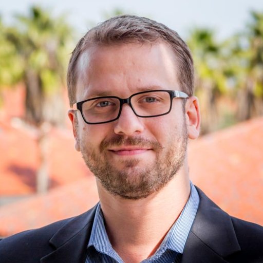 Professor @uwcse; previously Morris Wellman Professor of EECS @UMichCSE, @Google, @MSFTResearch, @intel, @VMware