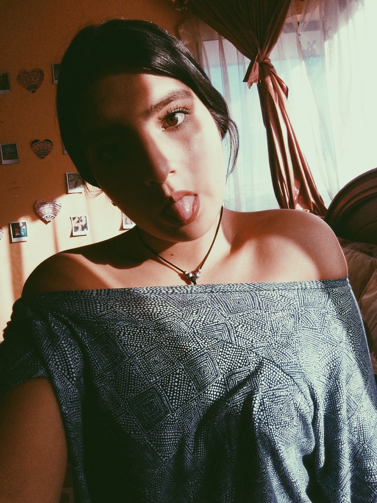Facebook: María José Arévalo 💜
snapchat: mjarevalo12🌸
instagram: majoarevalo12💖