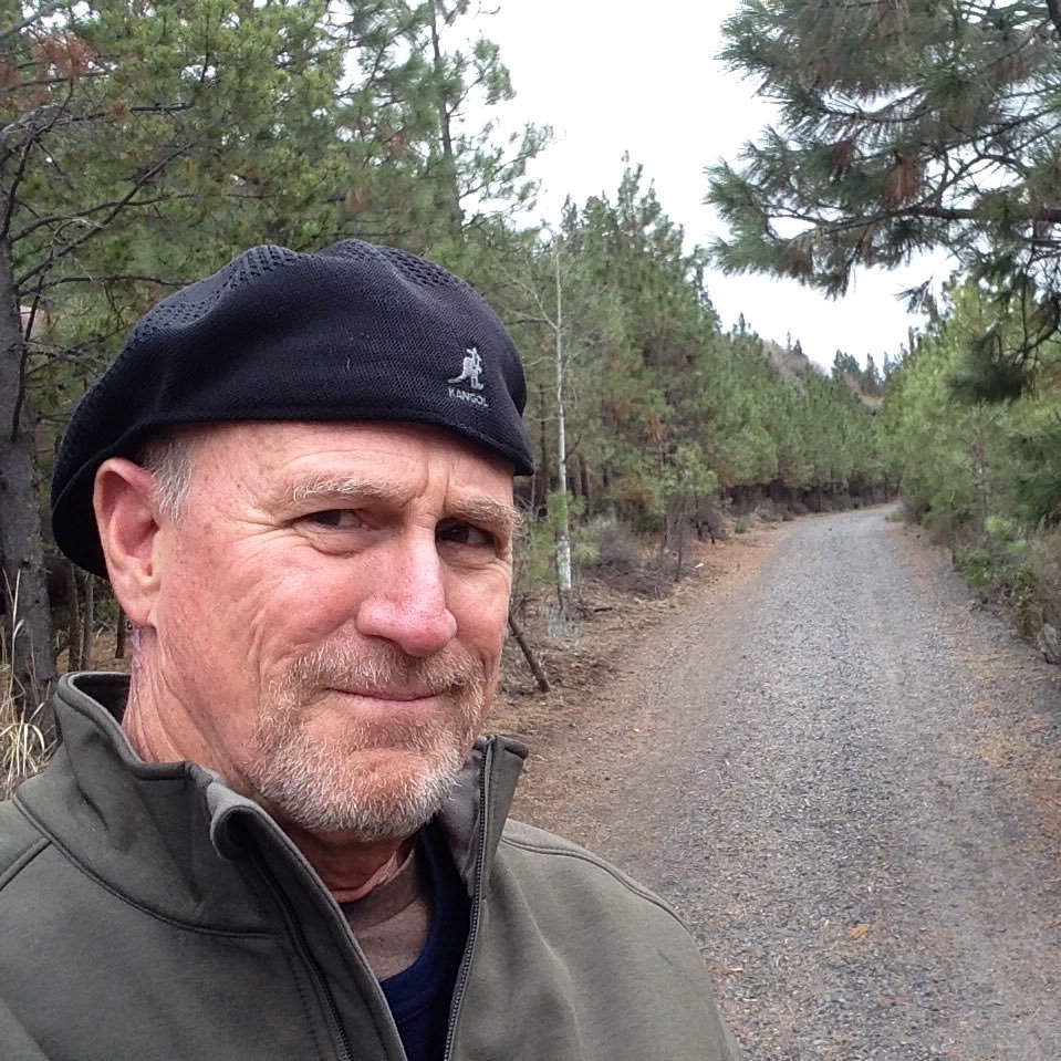 I tell stories and I used to edit stories. Journalist for 41 years. https://t.co/E7w9bo5mai and laid off by https://t.co/85Cw3WVnUP