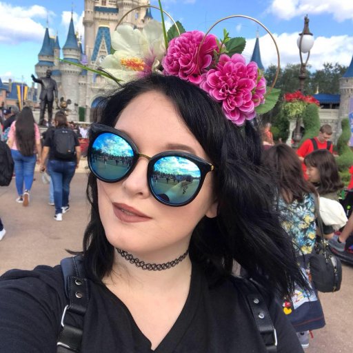 poet. graduate student @ stonecoast mfa. unnatural obsession with catfish: the tv show + beauty and the beast 🥀