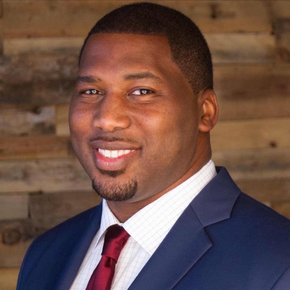 Husband/Dad/Leader/Educator/Basketball Architect/Varsity Assitant @ Cedar Hill High School