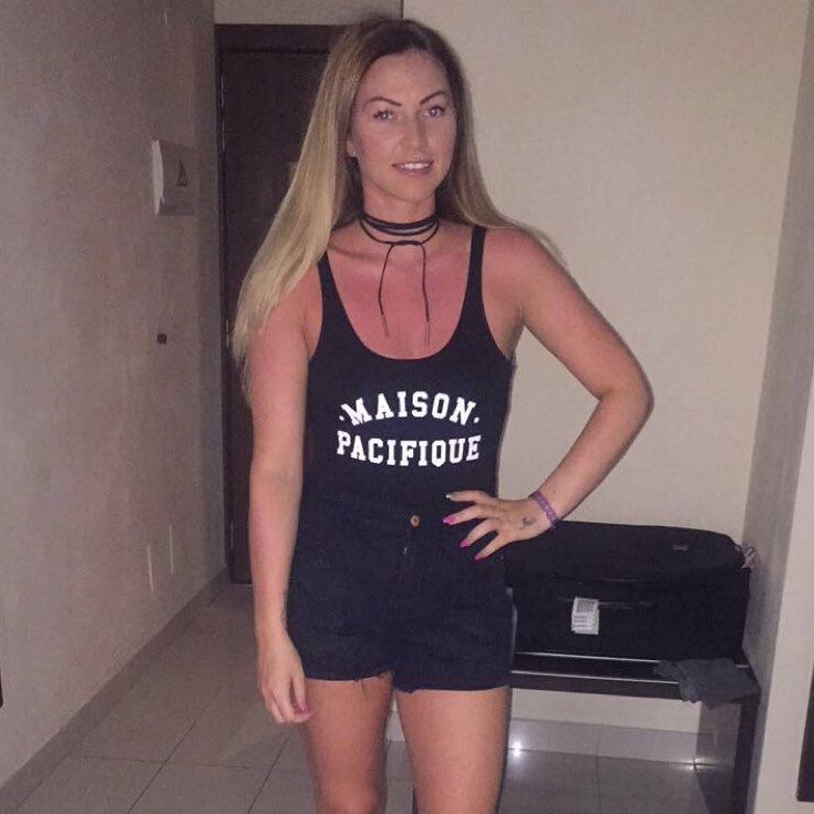 AimeeGlackin's profile picture. 